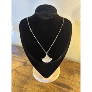 Vintage Avon White Shell Pendant Necklace Gold Tone Chain 20” Elegant Statement